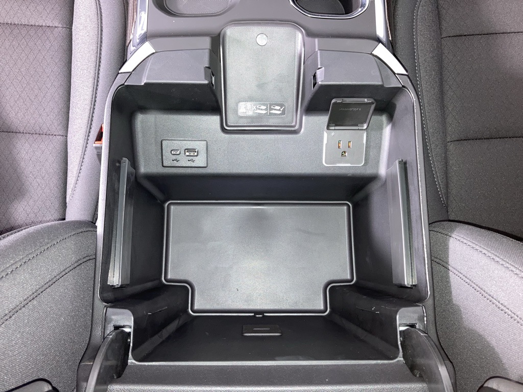 2026 Chevrolet Silverado 1500 LT photo 11