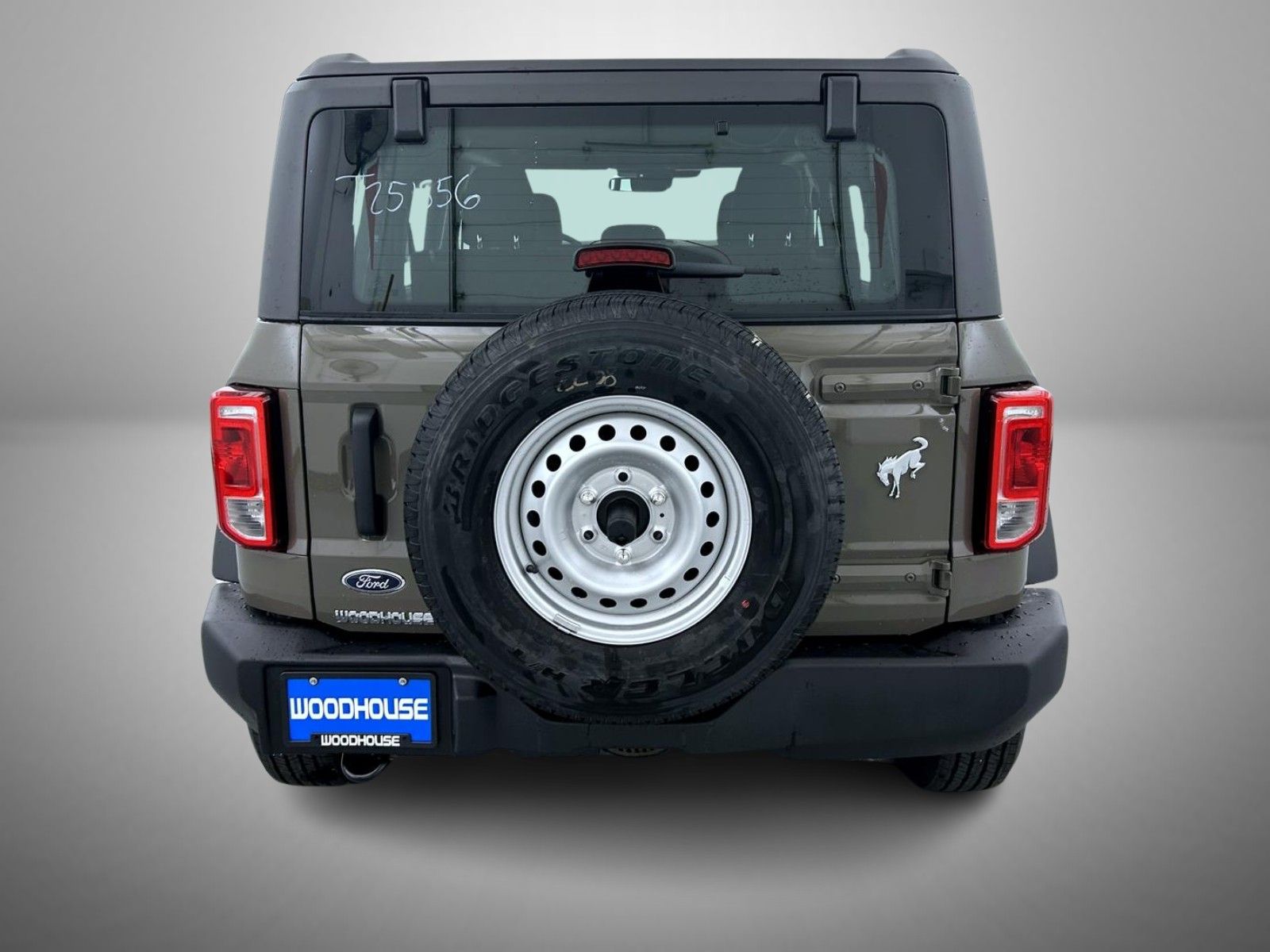 2025 Ford Bronco Base photo 6