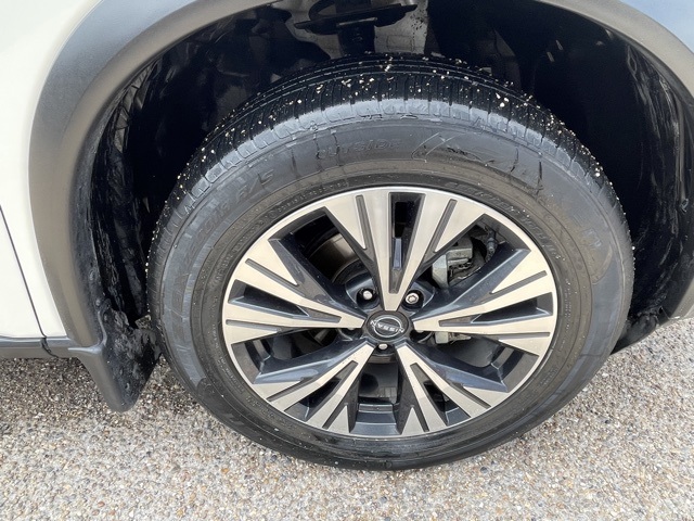 2023 Nissan Rogue SV photo 8