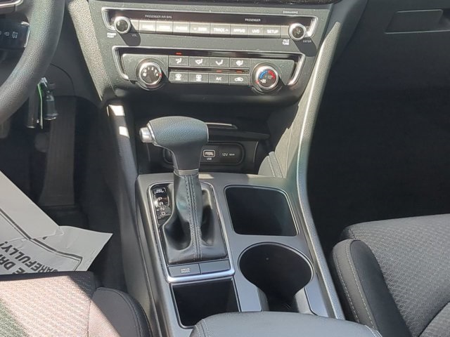 2018 Kia Optima LX photo 16