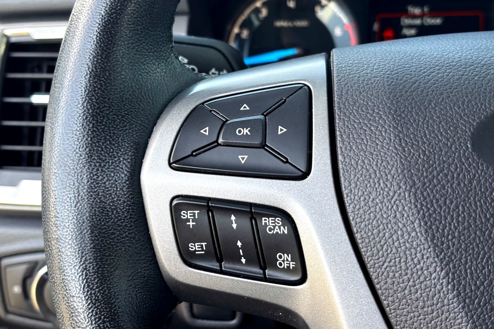 2021 Ford Ranger XLT photo 12