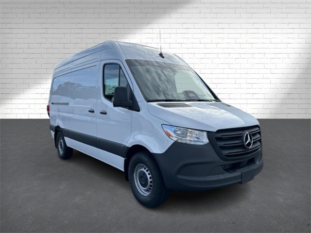 2025 Mercedes-Benz Sprinter Cargo Van Base's photo
