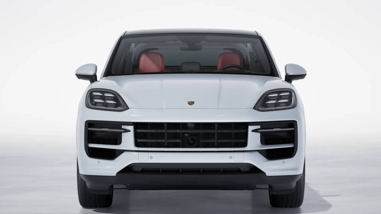 2026 Porsche Cayenne S Coupe photo 9