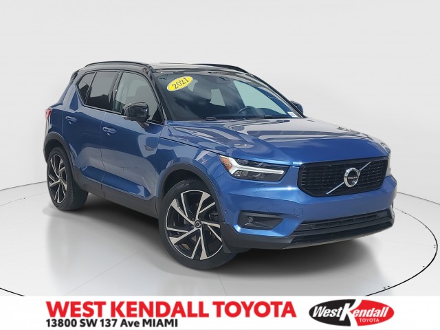 2021 Volvo XC40 R-Design