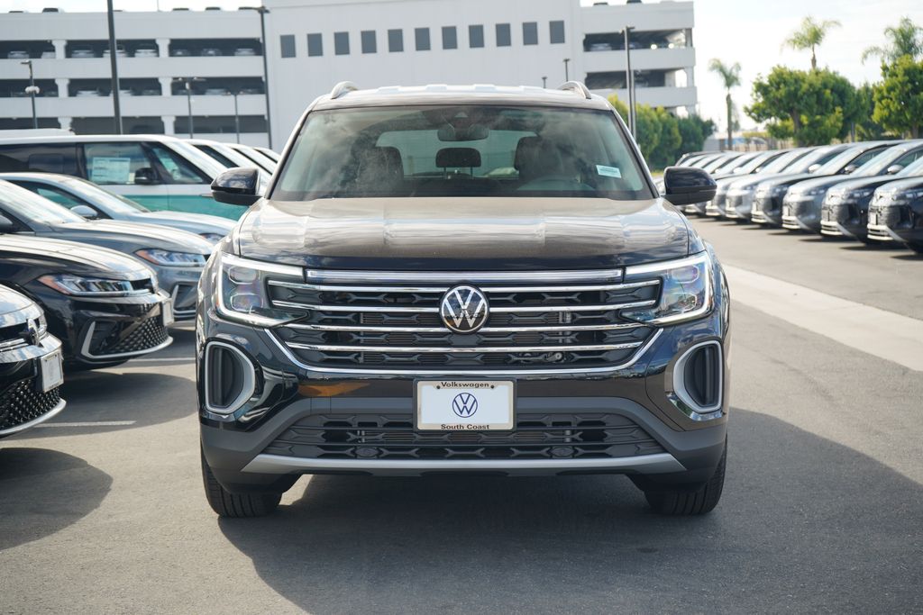 2026 Volkswagen Atlas SE photo 4