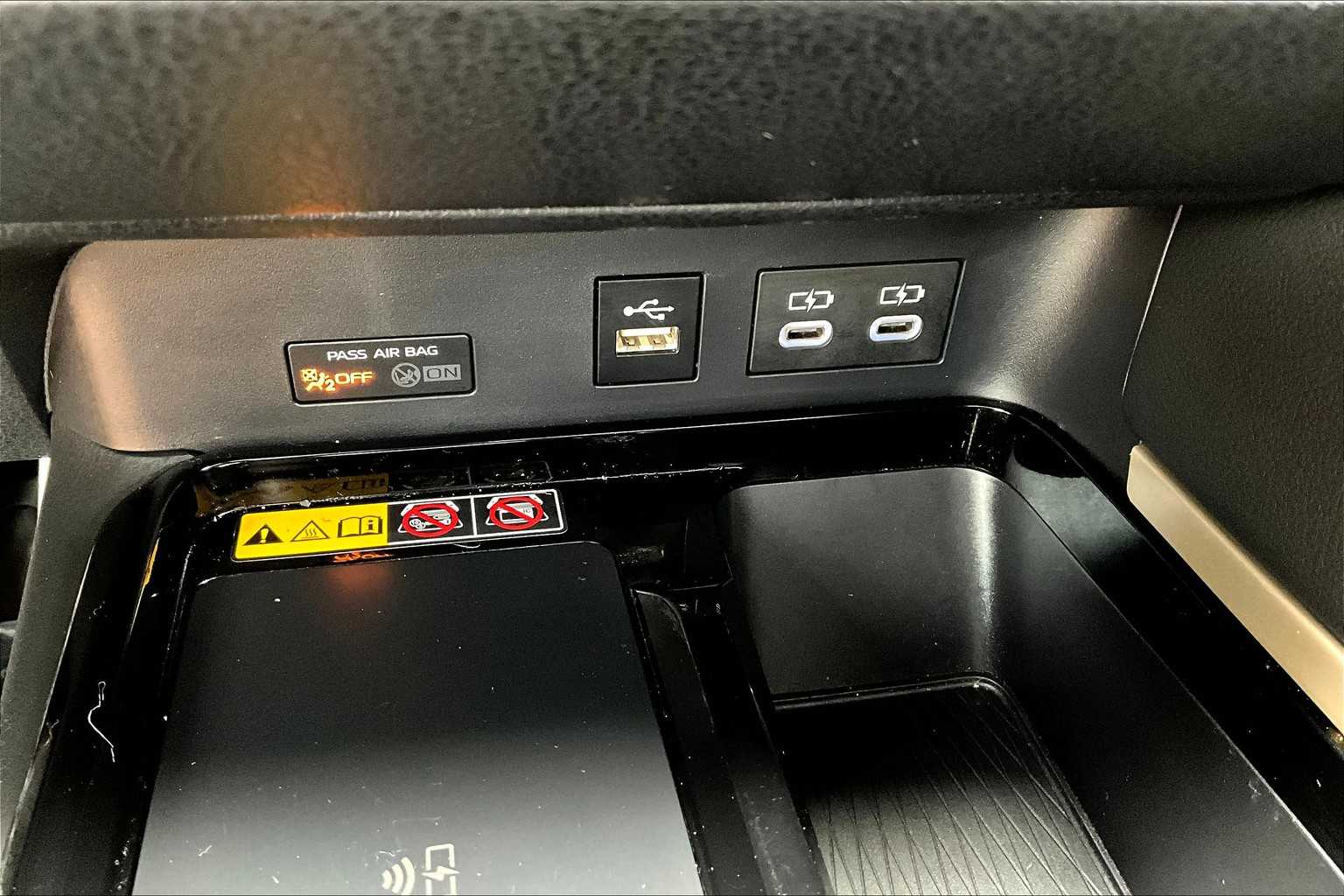 2025 Toyota Camry XSE photo 30