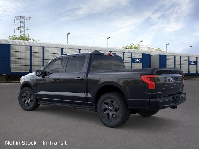 2025 Ford F-150 Lightning photo 4