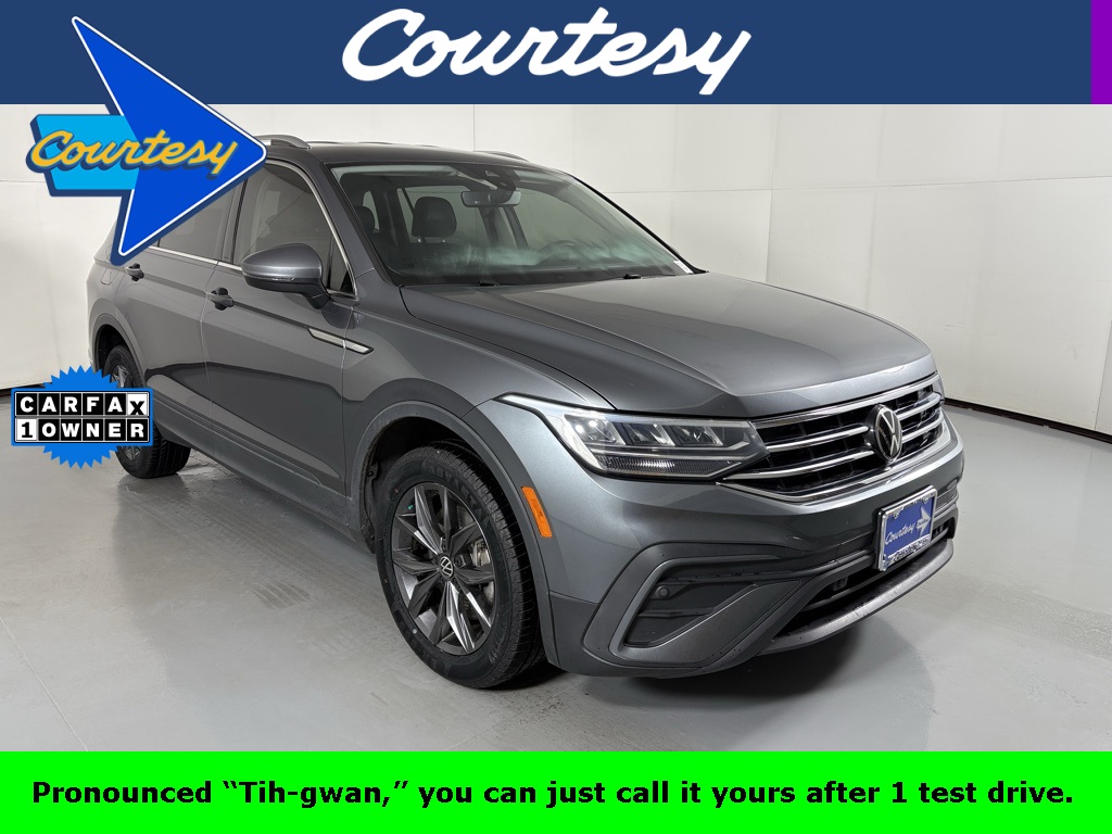 2022 Volkswagen Tiguan SE's photo