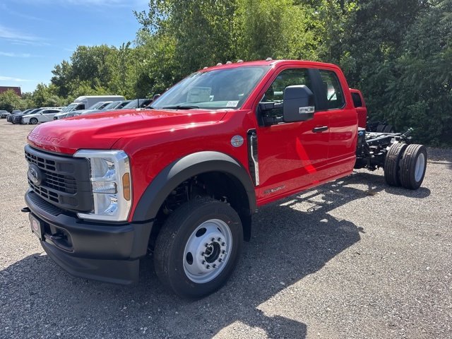 2025 Ford F-550 XL photo 2