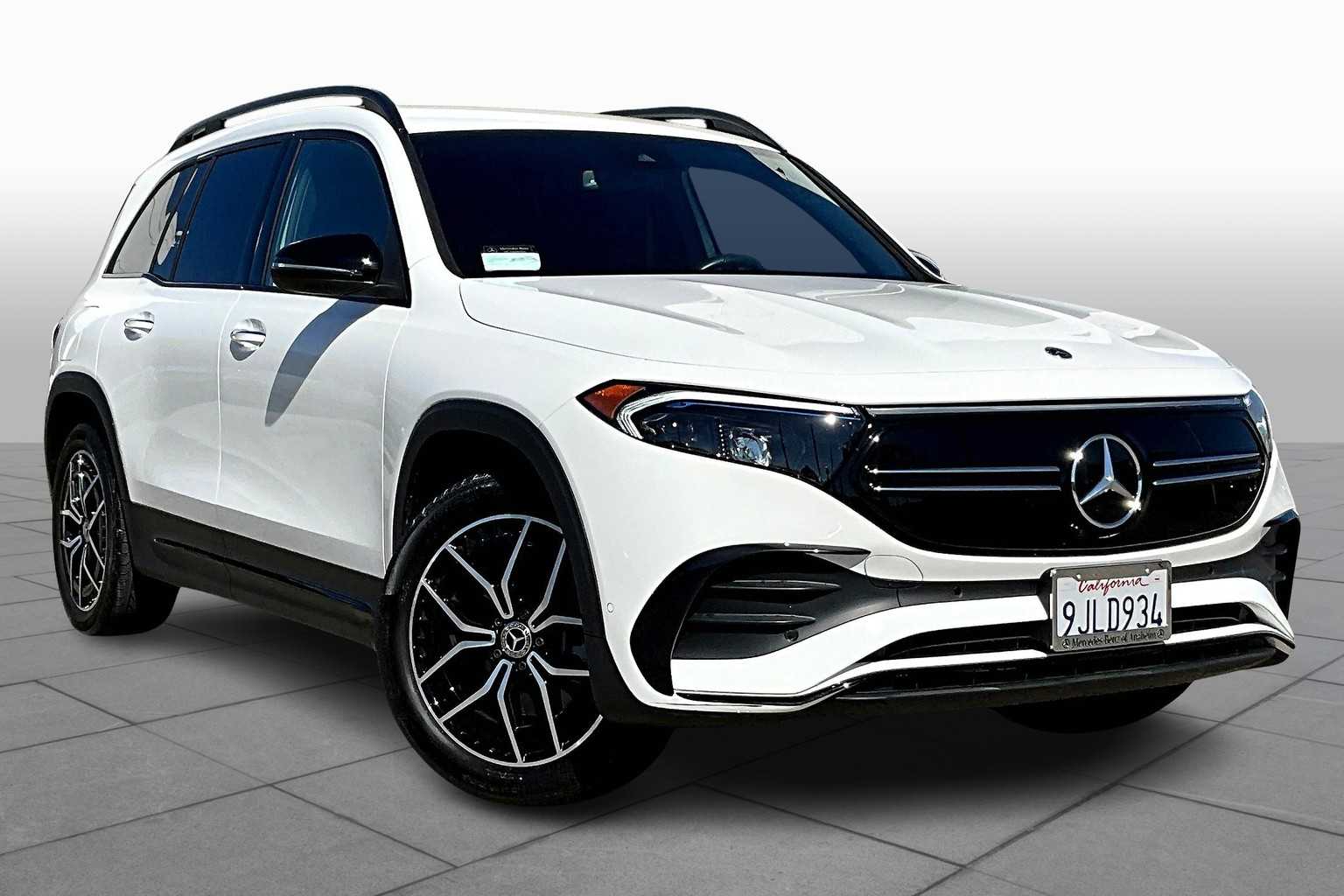 2023 Mercedes Benz EQB 300 4MATIC photo 2