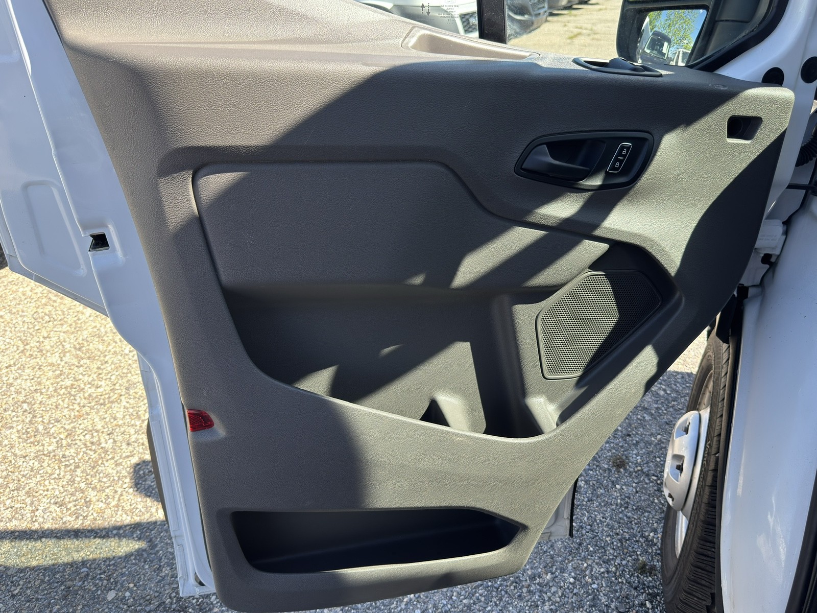 2023 Ford Transit Cargo Van photo 41