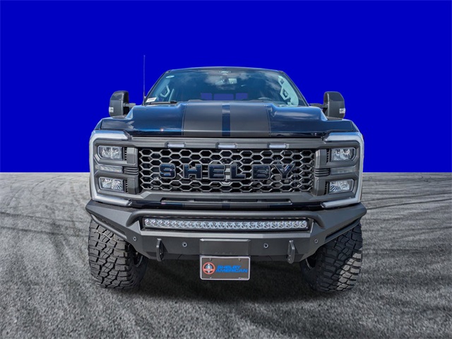 2025 Ford F-250 Lariat photo 9