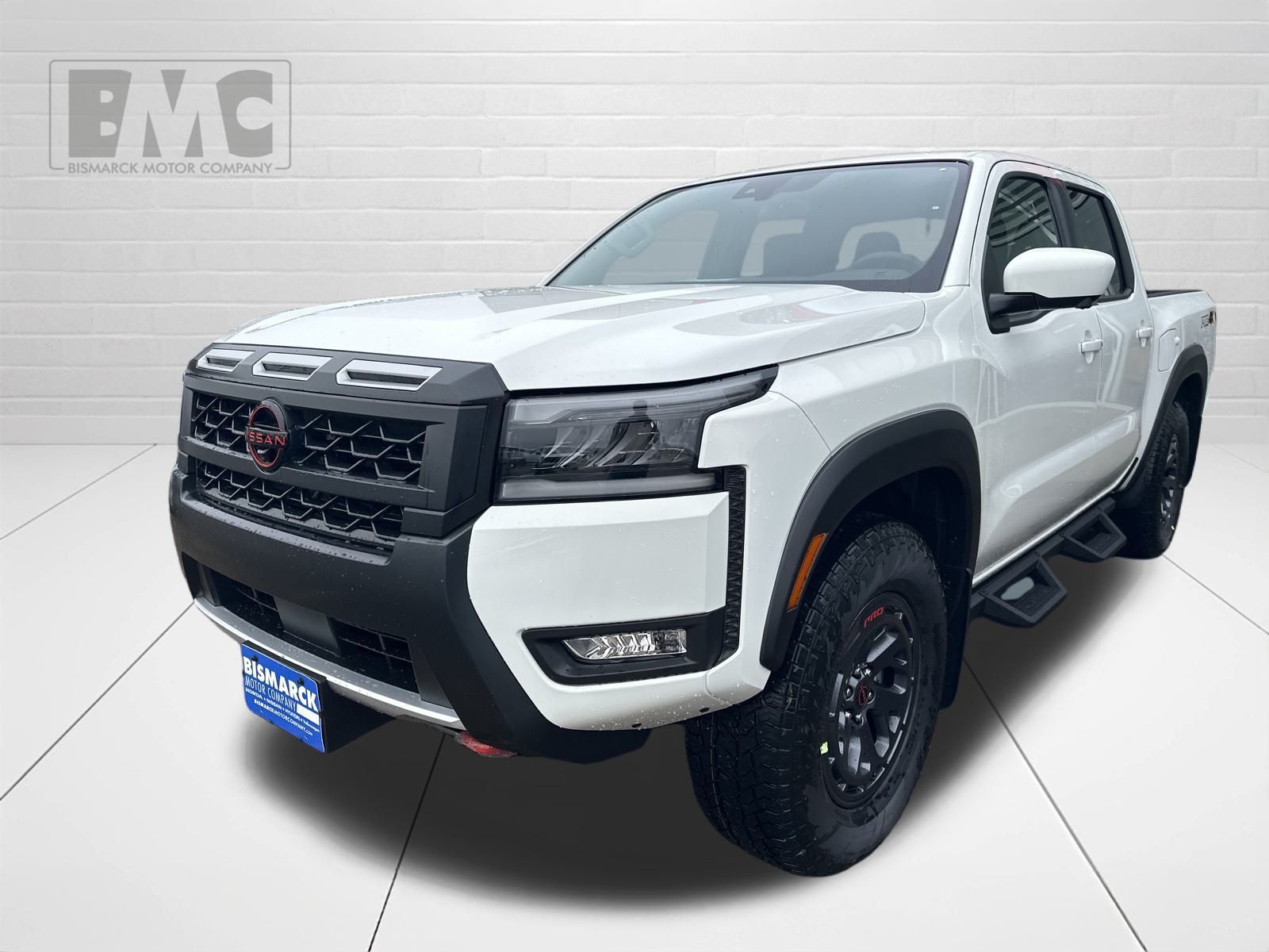 2026 Nissan Frontier PRO-4X photo 2