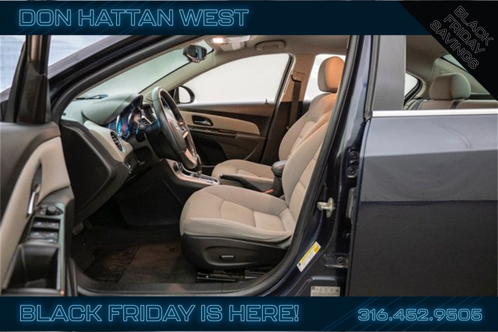 2014 Chevrolet Cruze photo 3