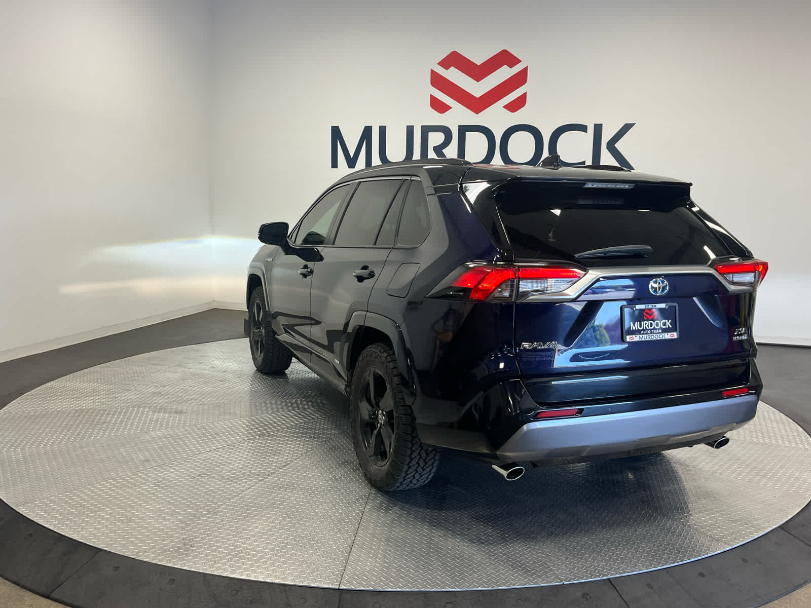 2021 Toyota RAV4 Hybrid XSE photo 4