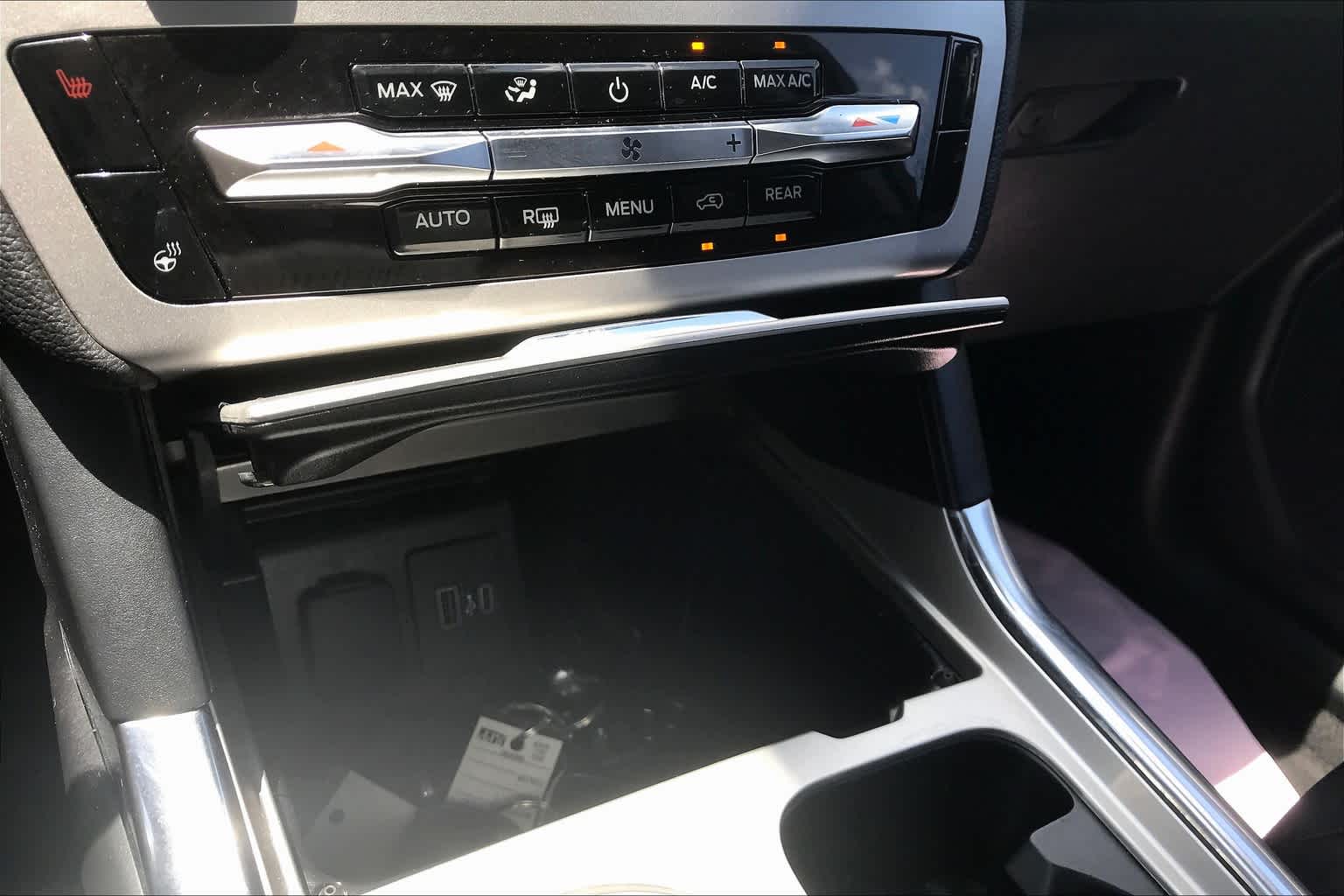 2022 Ford Explorer XLT photo 26