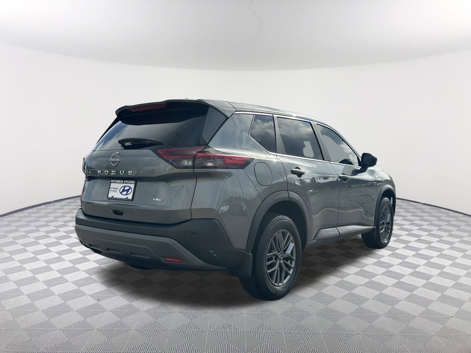 2023 Nissan Rogue S photo 4