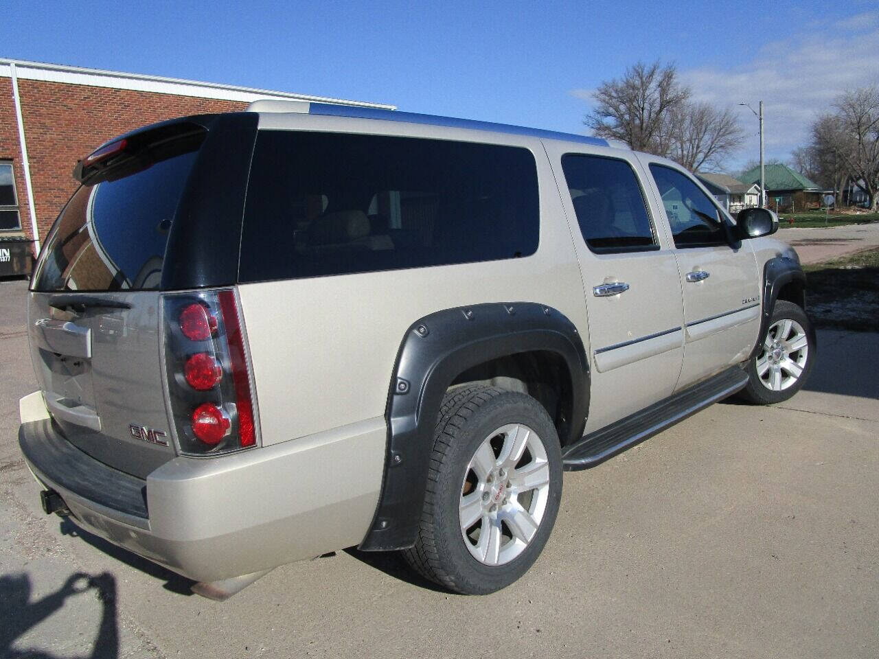 2007 Gmc Yukon XL Denali photo 3