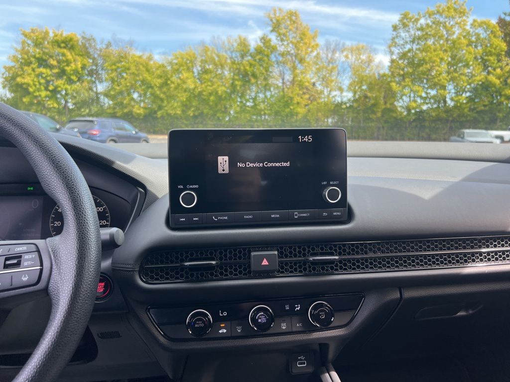 2024 Honda HR-V LX photo 12