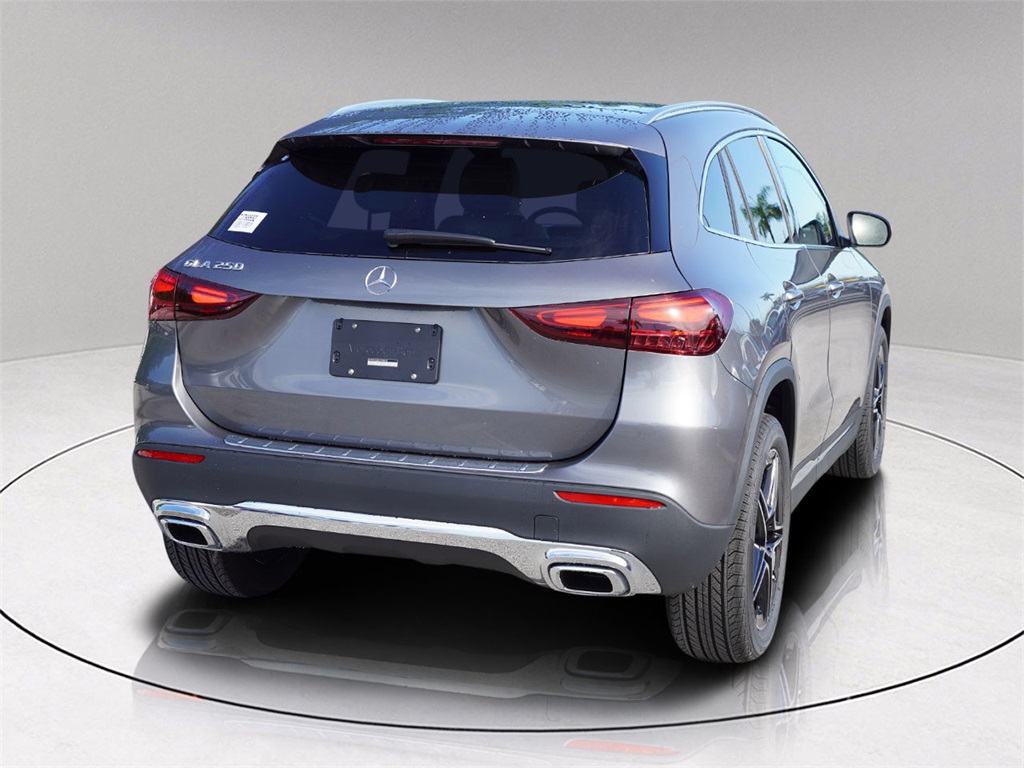 2026 Mercedes Benz GLA 250 photo 6