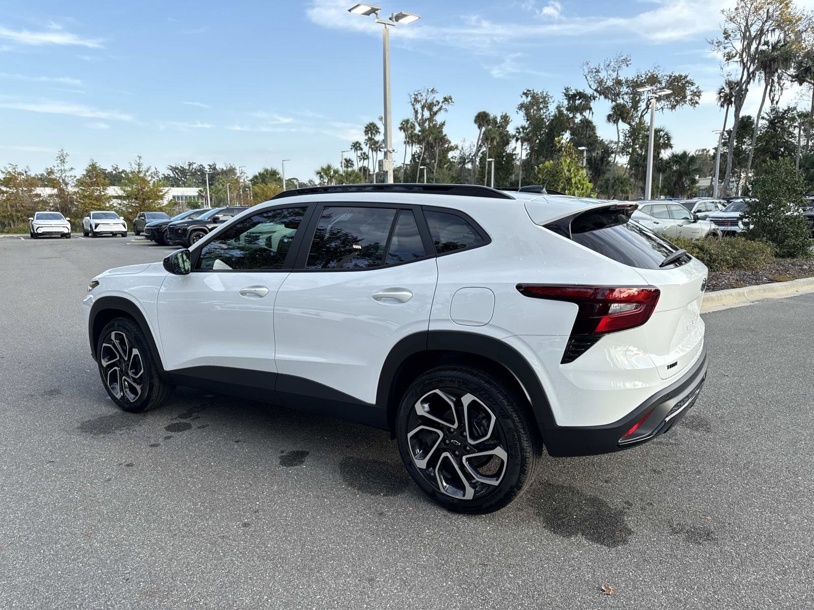 2026 Chevrolet Trax photo 2