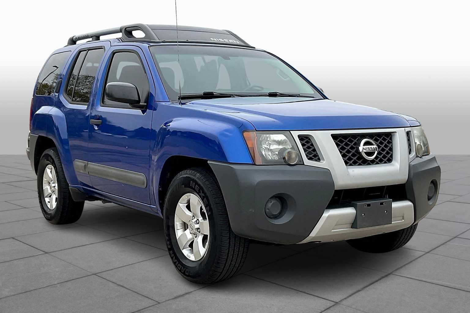 2013 Nissan Xterra S photo 2