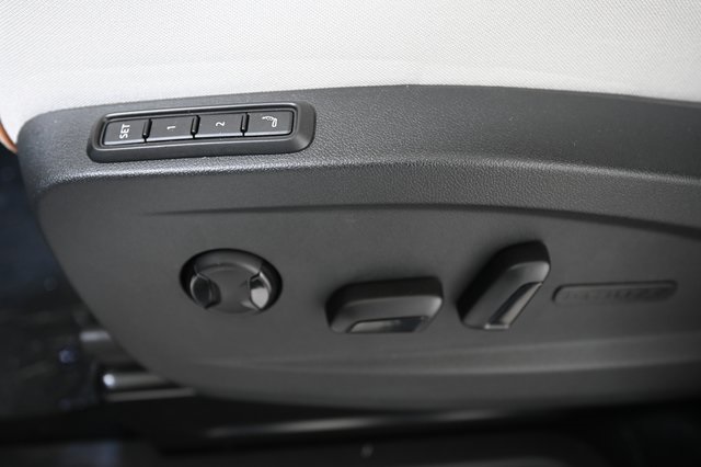 2025 Volkswagen ID. Buzz photo 25