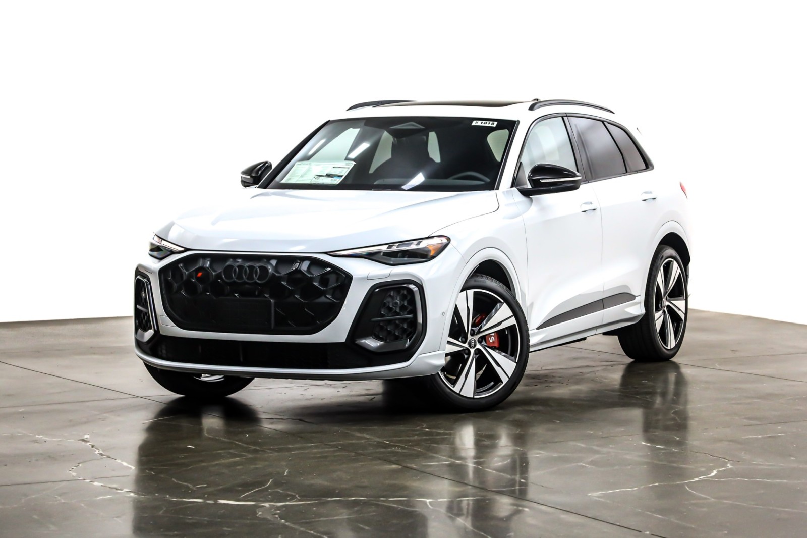 2025 Audi New SQ5 Prestige's photo
