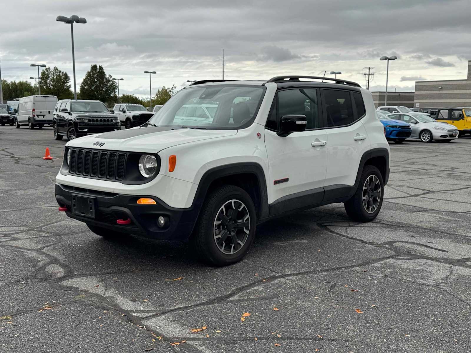 2023 Jeep Renegade Trailhawk's photo