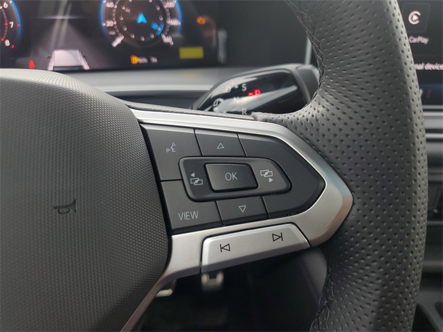 2025 Volkswagen Tiguan SE R-Line Black photo 26