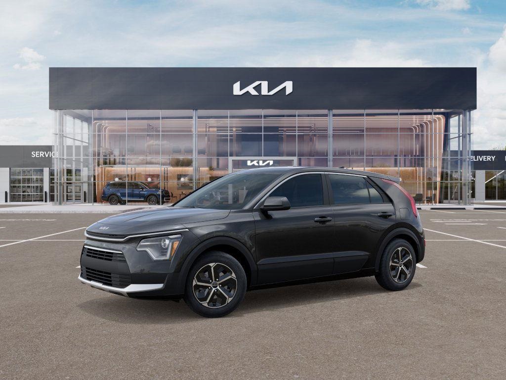 2025 Kia Niro LX photo 3