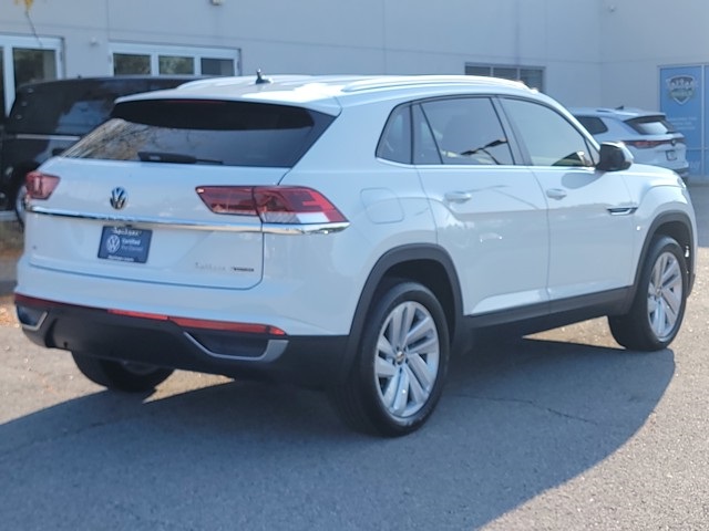 2023 Volkswagen Atlas Cross Sport SE Technology photo 2