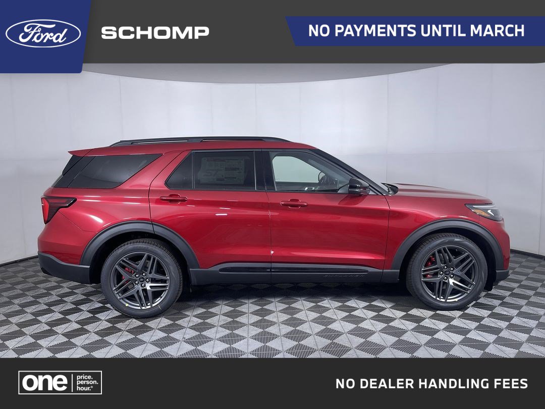 2025 Ford Explorer ST's photo