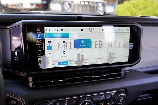 New 2025 Anvil Clear-Coat Exterior Paint Jeep Sport image 31