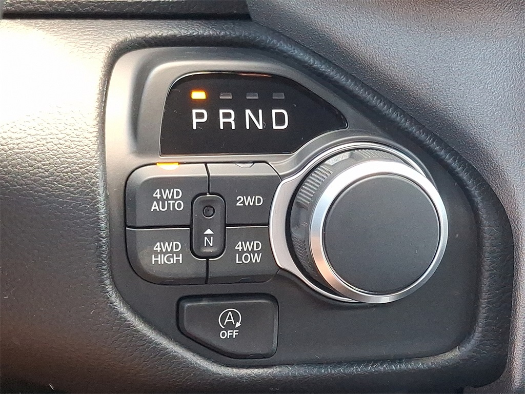 2025 Ram 1500 Big Horn photo 3