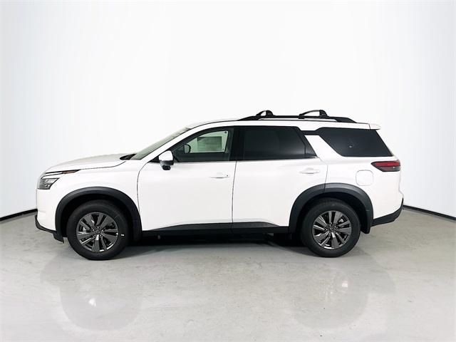2025 Nissan Pathfinder SV photo 3