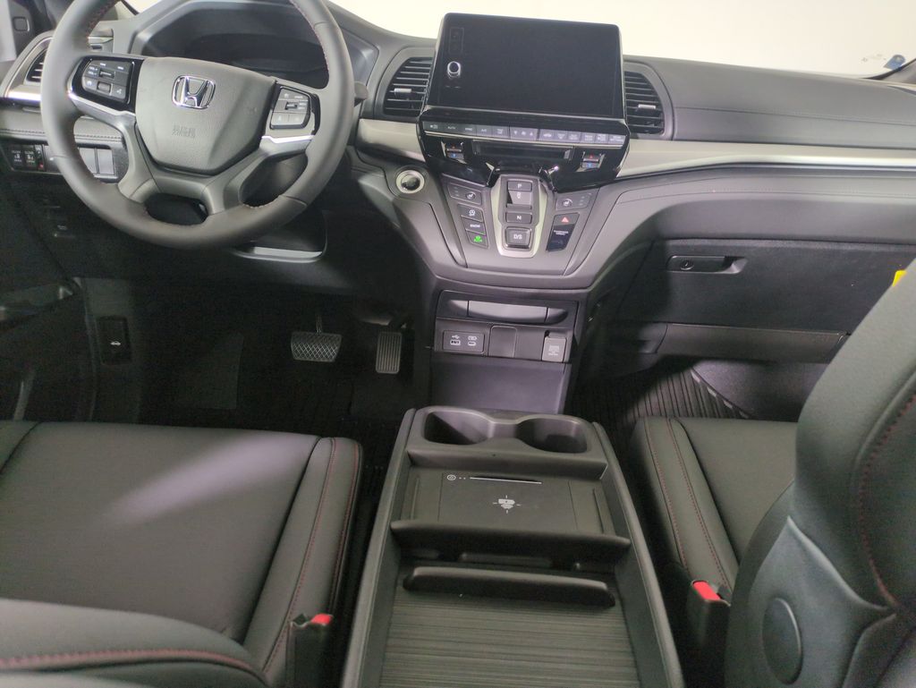 2026 Honda Odyssey photo 17