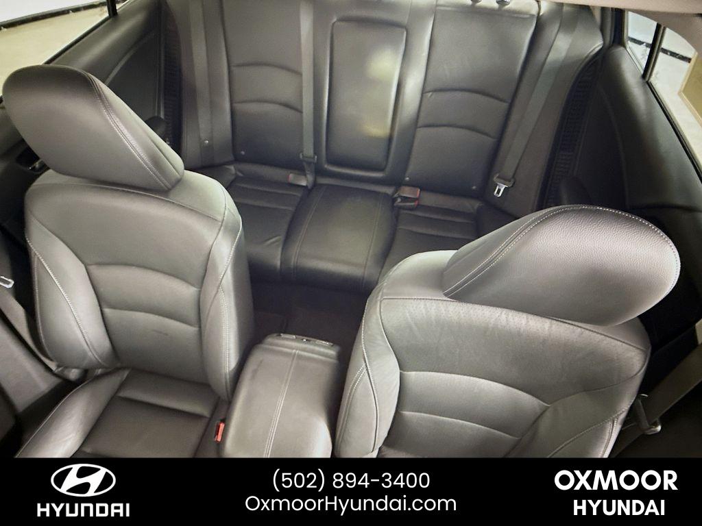 2015 Honda Accord Hybrid Touring photo 21