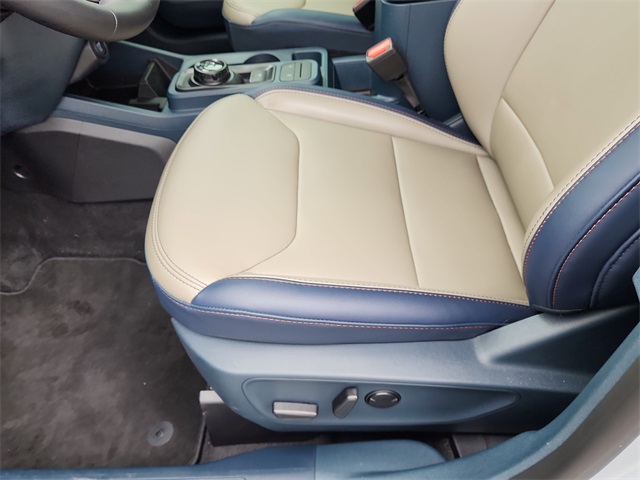 2025 Ford Maverick Lariat photo 11