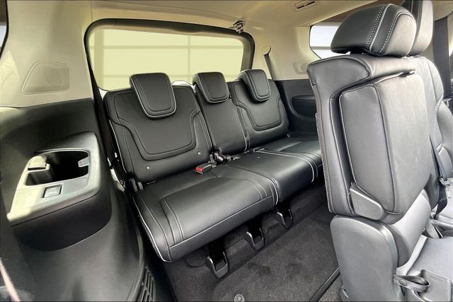 2026 Infiniti QX80 Luxe photo 28