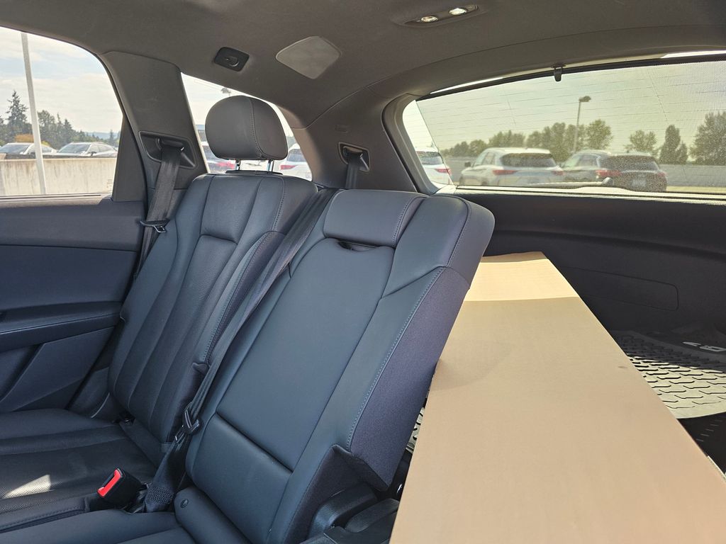 2022 Audi Q7 55 Prestige photo 20