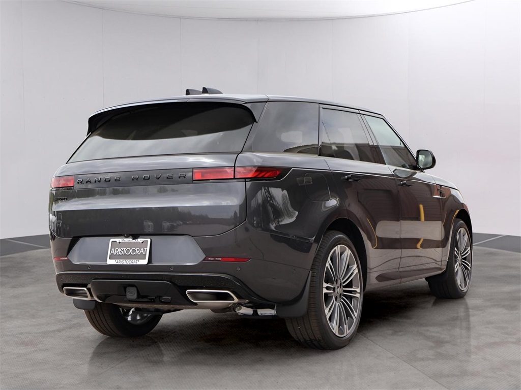2025 Land Rover Range Rover Sport SE photo 3