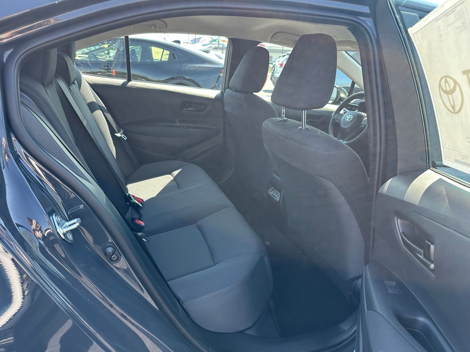 2025 Toyota Corolla LE photo 20