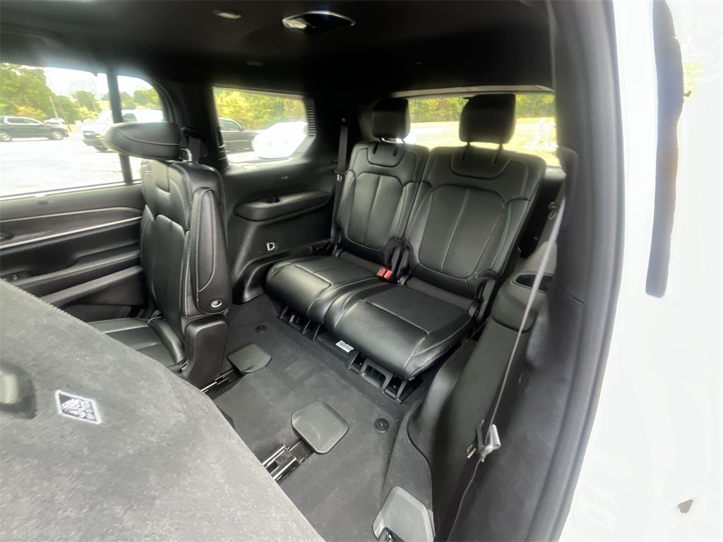 2024 Jeep Grand Cherokee Limited photo 23
