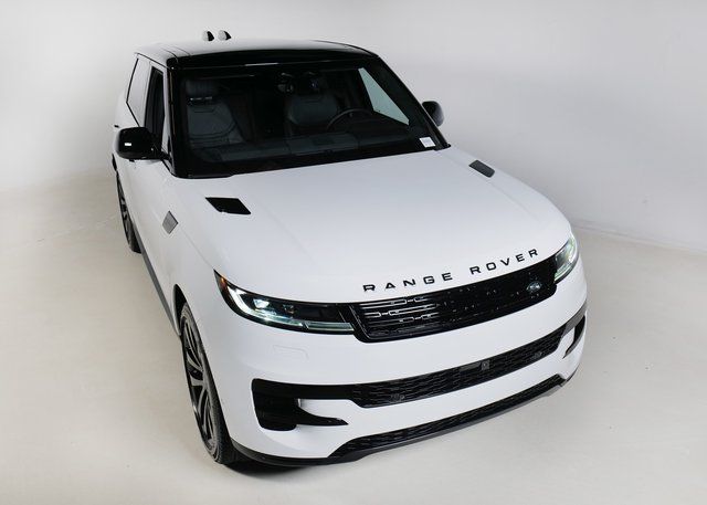 2025 Land Rover Range Rover Sport SE photo 27