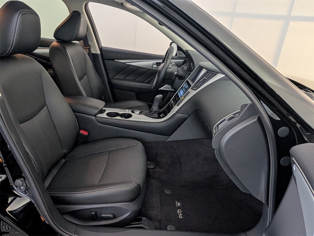 2024 Infiniti Q50 LUXE photo 15