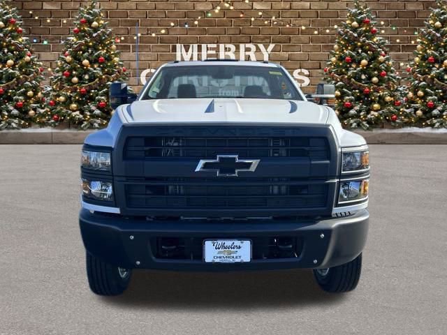 2024 Chevrolet Silverado 4500 Medium Duty Chassis Cab Work Truck's photo