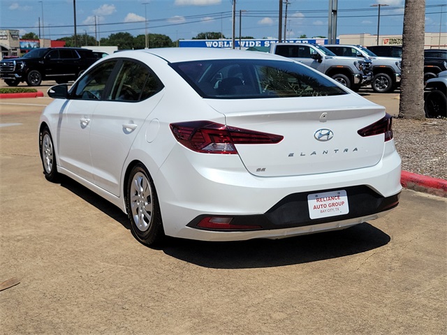 2020 Hyundai Elantra SE photo 5