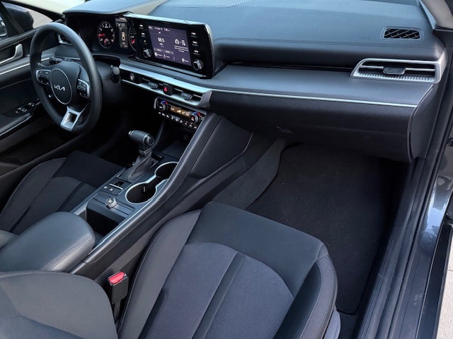 2023 Kia K5 LXS photo 16