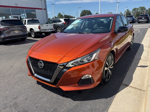 2022 Nissan Altima 2.5 SR photo 3
